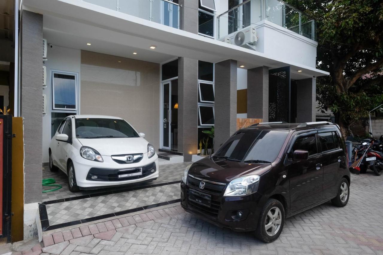 Reddoorz Syariah @ Tlogosari Semarang Alastuwo Exterior foto